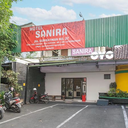 ホテル レッドドアーズ ニア ガジブ バンドン バンドゥン エクステリア 写真